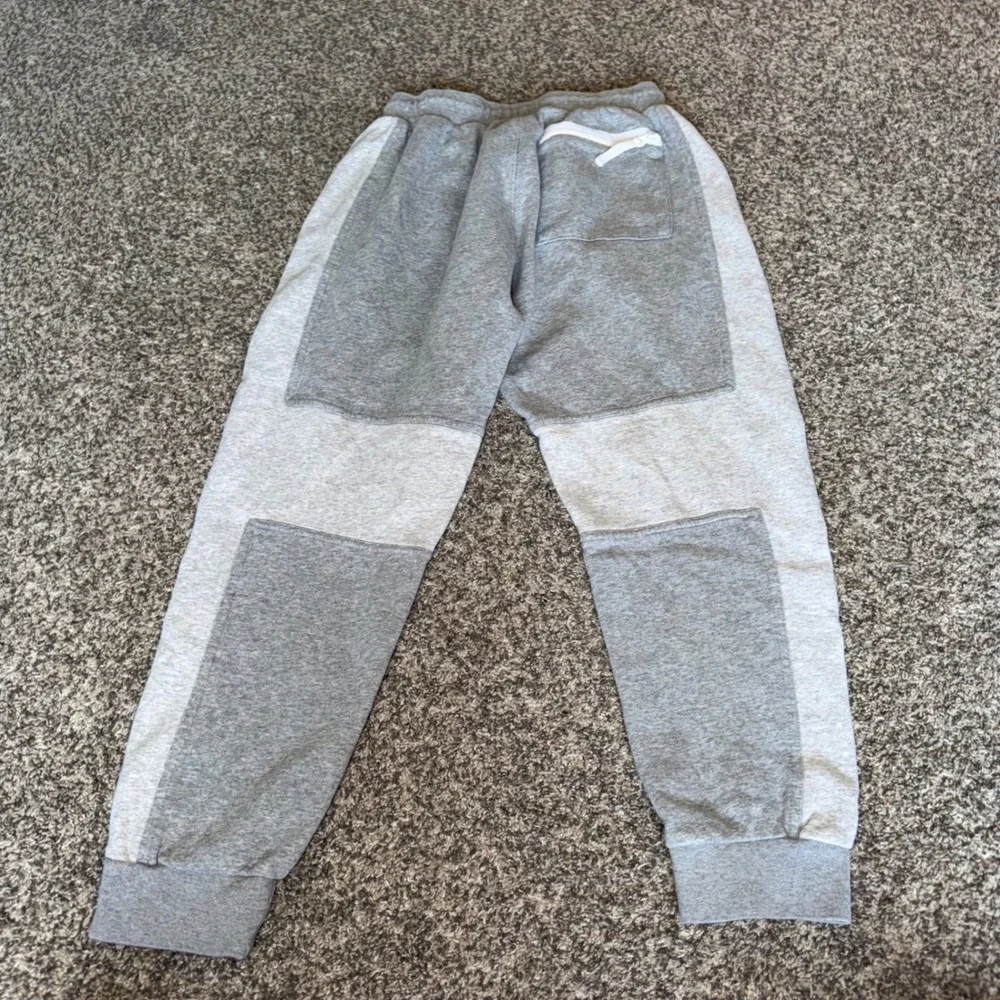 Nike Air Mens Grey Colorblock Fleece Joggers Sweatpants Medium Zipper Pocket